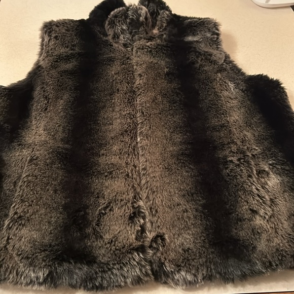 Kristen Blake XXL Black & Silver Reversible Faux Fur Vest Zippered w/ Pockets 🖤 - Picture 2 of 9